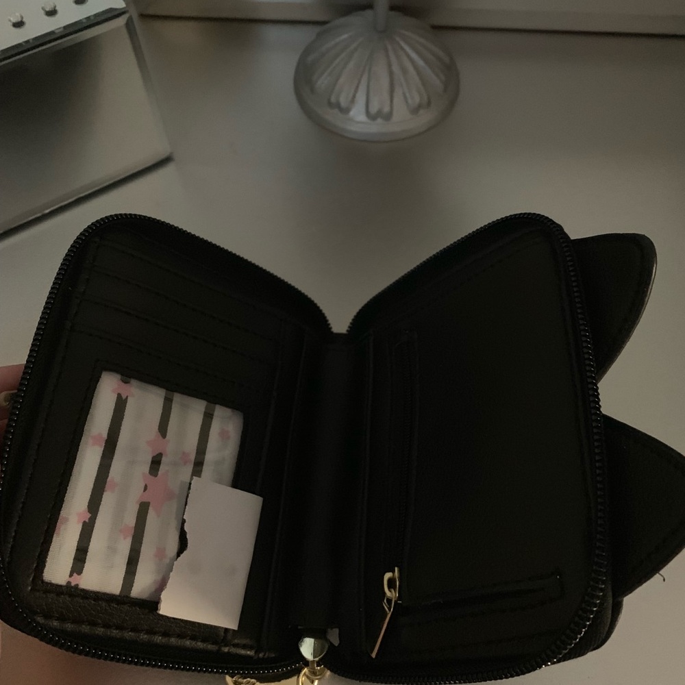 Brand New Betsey Johnson Unicorn Wallet - Picture 2 of 2